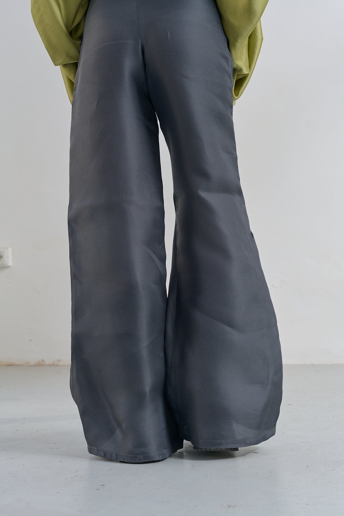 Pantalone in Seta